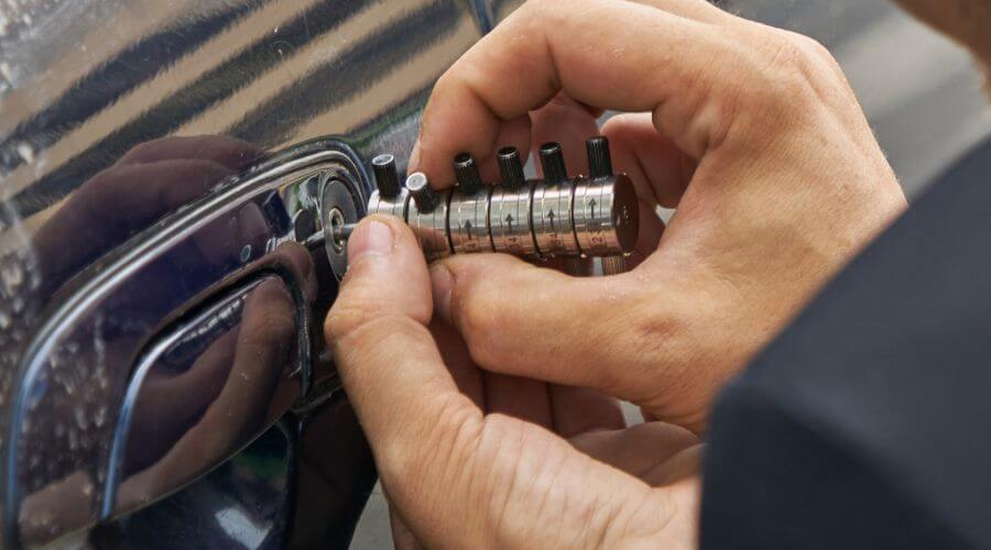 Professional New roof installation in Lovelaceville, KY